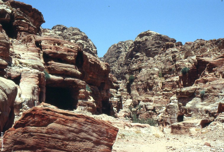Abitazioni in grotta a Petra