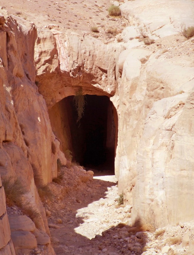 Tunnel di deviazione dell'acqua