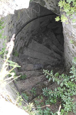 Particolare della scala interna alla torre circolare