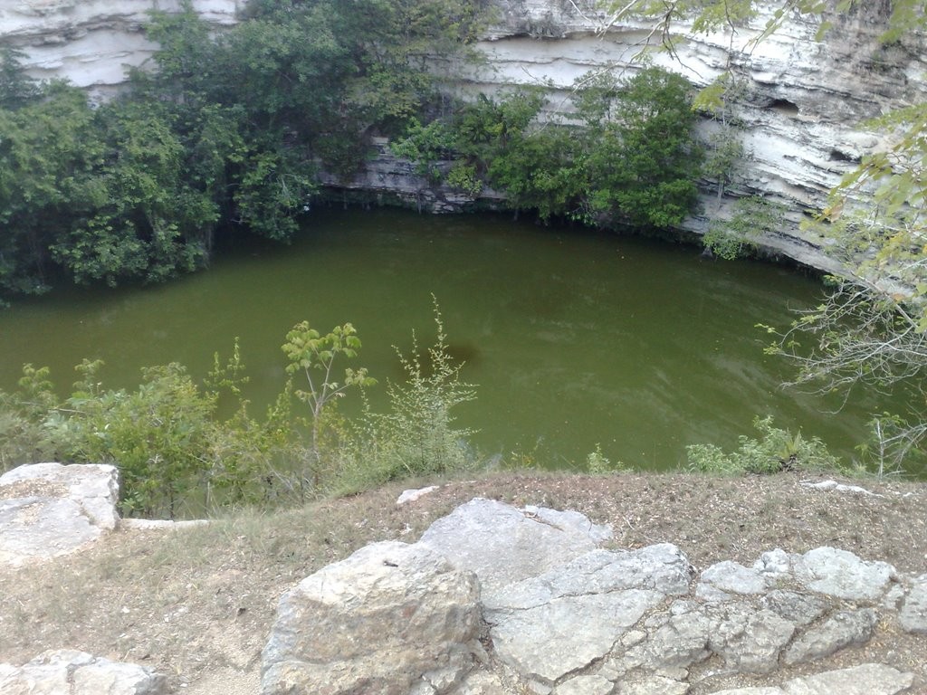 Cenote Sagrado (Yucatan)