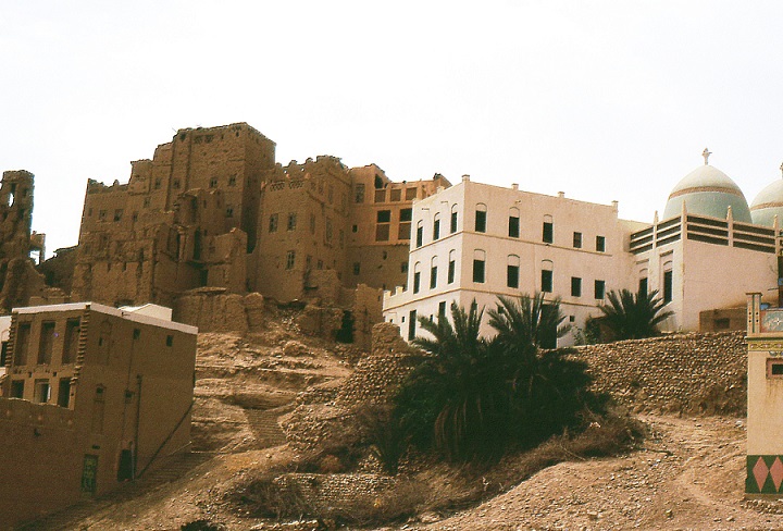 Abitazioni in terra cruda nella valle dell'Hadramaut (Yemen)