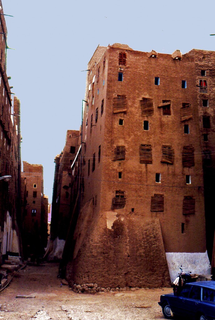 Casa a torre in terra-cruda a Shibam (Yemen)