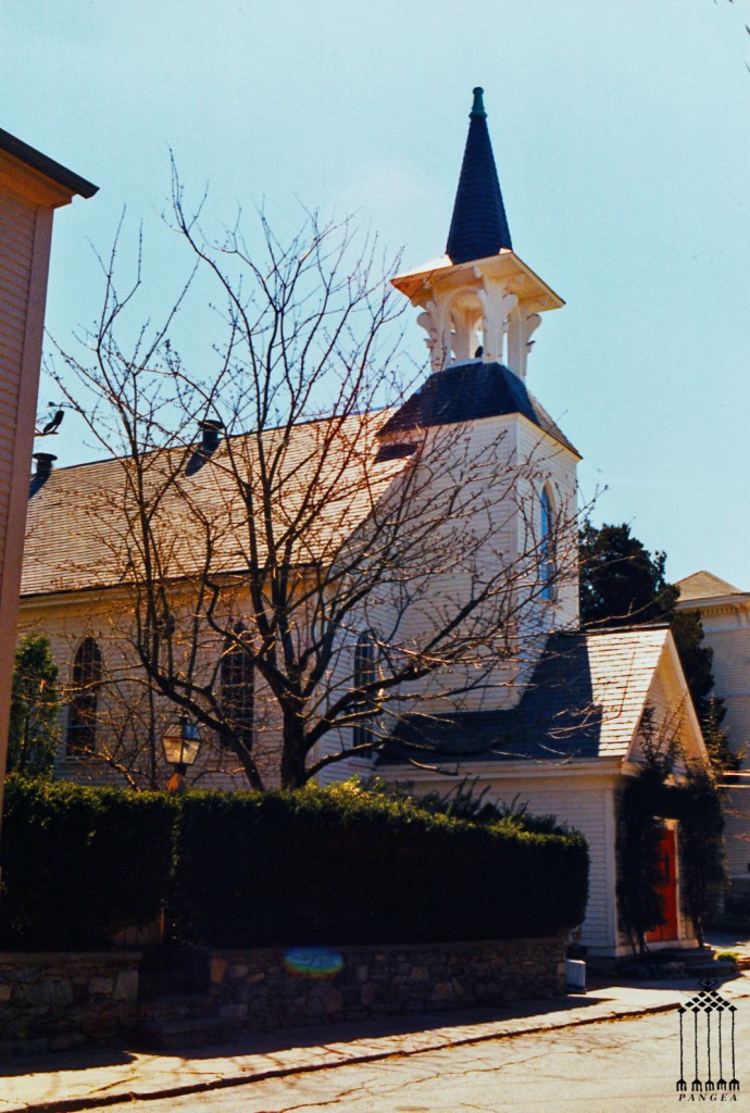 Una chiesa sconsacrata trasformata in abitazione privata (Newport R.I.)